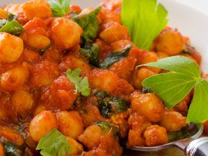 Chickpea, tomato and spinach curry