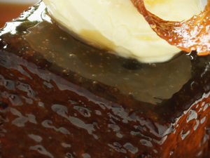 sticky toffee parsnip pudding