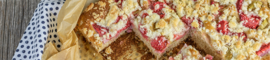 rhubarb crumble cake