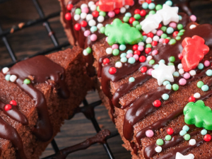 spiced christmas tree brownies