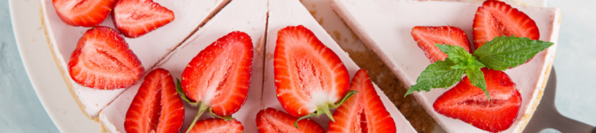 strawberry and white chocolate cheesecake