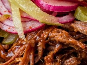 1 sticky beef brisket baps