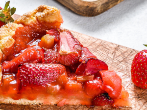 ROW feature image size (19) rhubarb strawberry galette