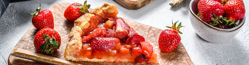 ROW feature image size (19) rhubarb strawberry galette